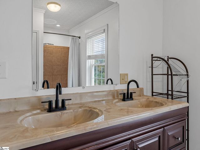11280 Highway 56 N, Clinton, SC 29325