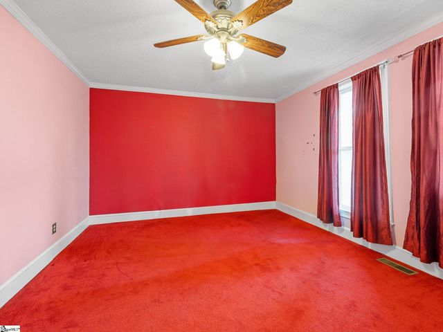 11280 Highway 56 N, Clinton, SC 29325