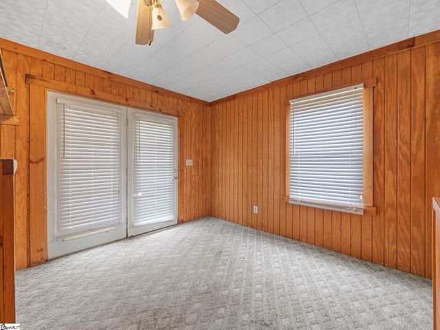 11280 Highway 56 N, Clinton, SC 29325