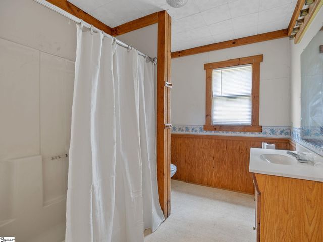 11280 Highway 56 N, Clinton, SC 29325