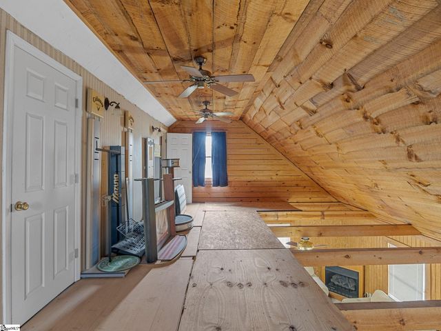 11280 Highway 56 N, Clinton, SC 29325