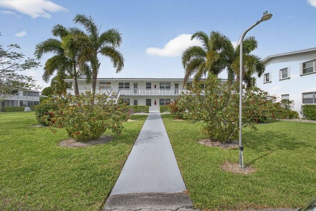 155 Windsor G, West Palm Beach, FL 33417