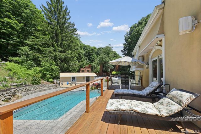 341 Call Hollow Road, Stony Point, NY 10980