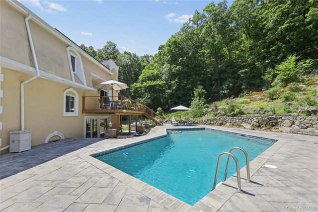 341 Call Hollow Road, Stony Point, NY 10980