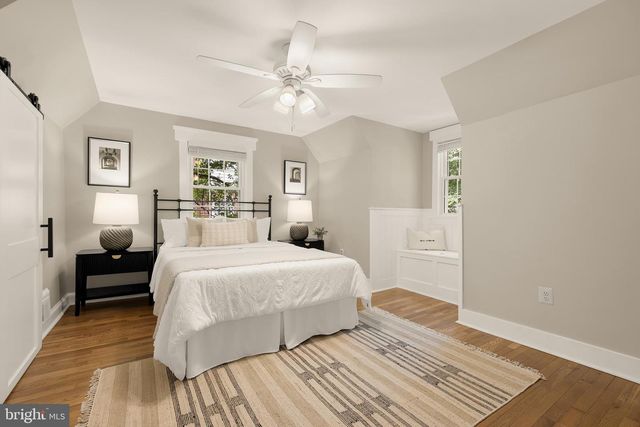 2832 SUMMERFIELD RD, Falls Church, VA 22042