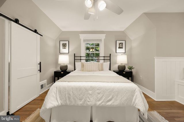 2832 SUMMERFIELD RD, Falls Church, VA 22042