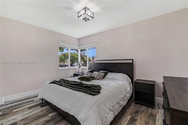 2801 NW 6th Street, Miami, FL 33125