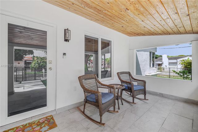 2801 NW 6th Street, Miami, FL 33125