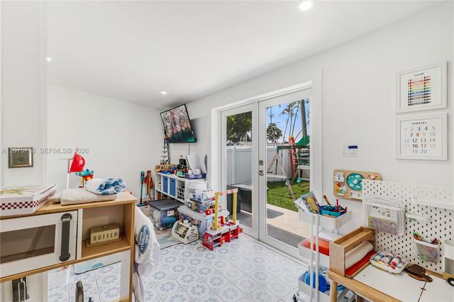 2801 NW 6th Street, Miami, FL 33125