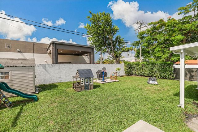 2801 NW 6th Street, Miami, FL 33125