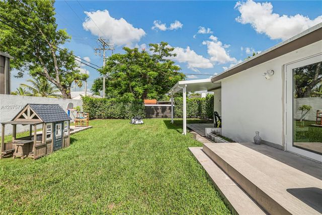 2801 NW 6th Street, Miami, FL 33125