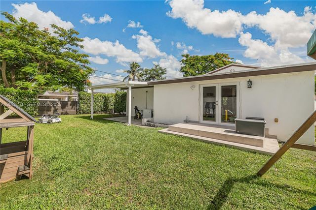 2801 NW 6th Street, Miami, FL 33125