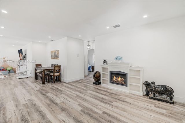 2801 NW 6th Street, Miami, FL 33125