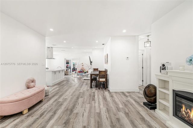 2801 NW 6th Street, Miami, FL 33125