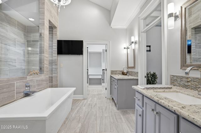 616 Beacon Drive, Youngsville, LA 70592