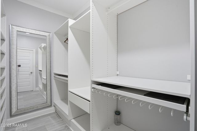 616 Beacon Drive, Youngsville, LA 70592