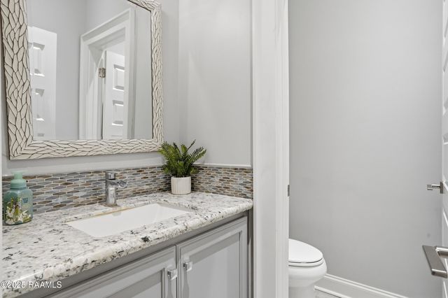 616 Beacon Drive, Youngsville, LA 70592