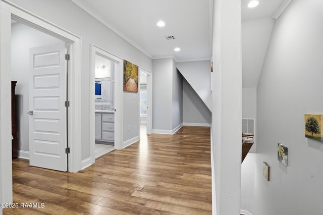 616 Beacon Drive, Youngsville, LA 70592