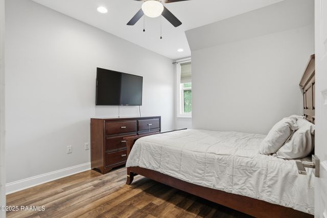 616 Beacon Drive, Youngsville, LA 70592