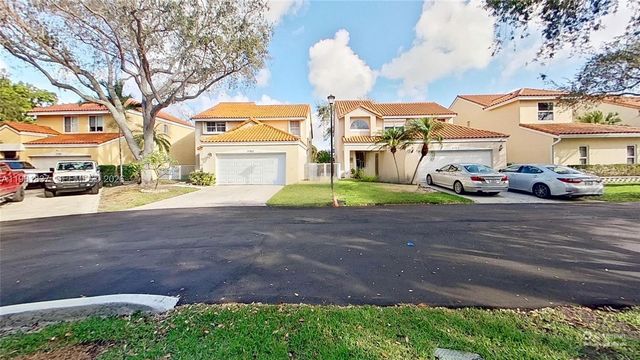 3760 Westminster St, Hollywood, FL 33021