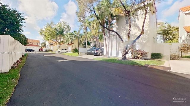 3760 Westminster St, Hollywood, FL 33021