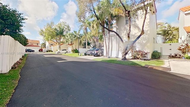 3760 Westminster St, Hollywood, FL 33021