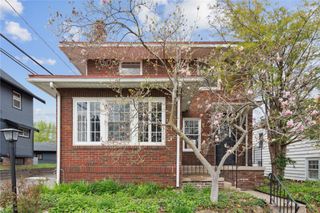 371 20th Street SE, Cedar Rapids, IA 52403