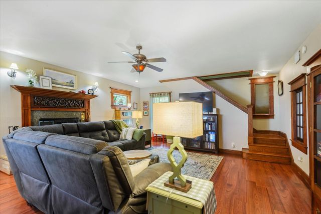 1021 Ave Avenue E, Bacliff, TX 77518