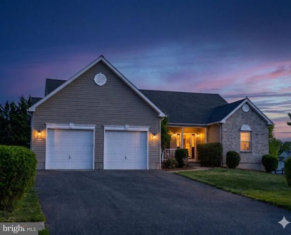 5 BASALT ST, Townsend, DE 19734