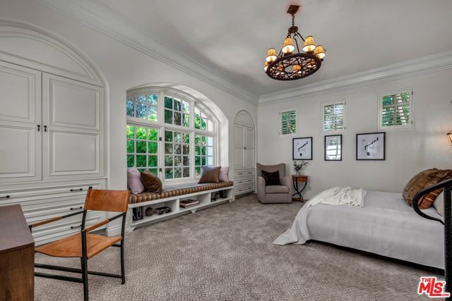 4134 Murietta Avenue, Sherman Oaks, CA 91423