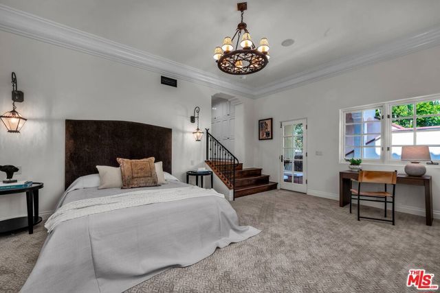 4134 Murietta Avenue, Sherman Oaks, CA 91423