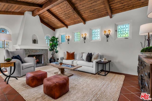 4134 Murietta Avenue, Sherman Oaks, CA 91423
