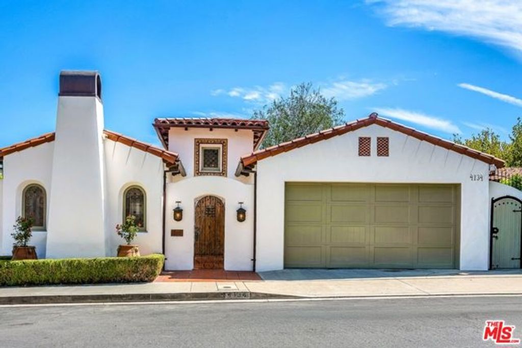 4134 Murietta Avenue, Sherman Oaks, CA 91423