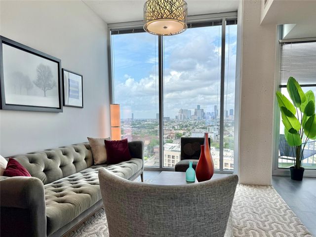 5925 Almeda Road 11509, Houston, TX 77004