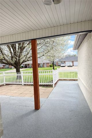 2930 Twin County Street, Springdale, AR 72764