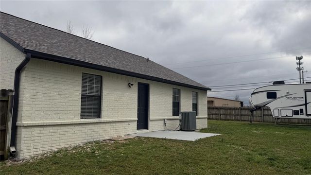 2930 Twin County Street, Springdale, AR 72764