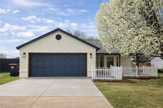 2930 Twin County Street, Springdale, AR 72764