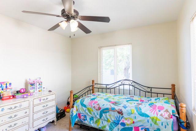 4446 E Brentwood Avenue, Fresno, CA 93703