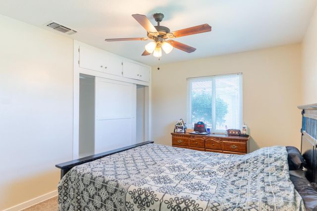 4446 E Brentwood Avenue, Fresno, CA 93703