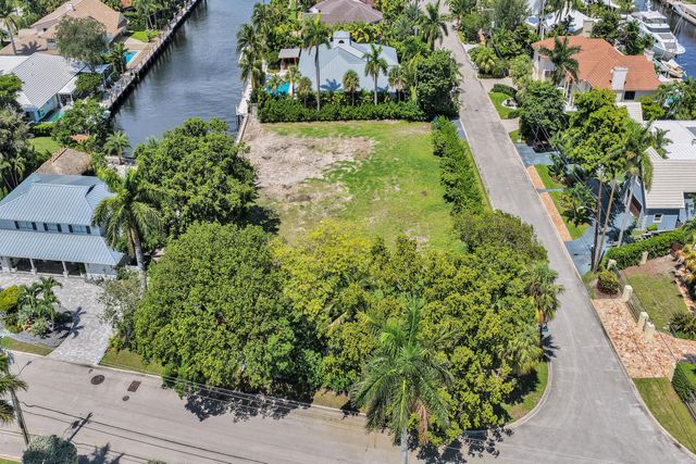 607 3RD KEY Drive, Fort Lauderdale, FL 33304
