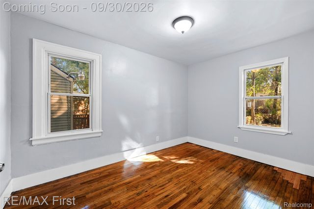 15828 Cruse Street, Detroit, MI 48227