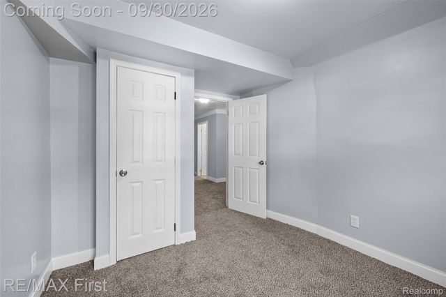 15828 Cruse Street, Detroit, MI 48227