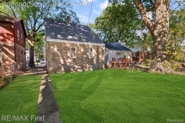 15828 Cruse Street, Detroit, MI 48227