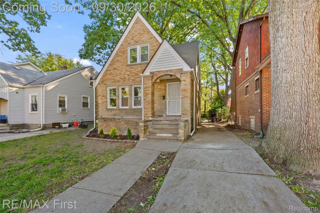 15828 Cruse Street, Detroit, MI 48227