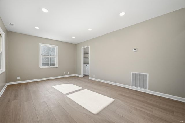 1713 E 24th Street, Muncie, IN 47304