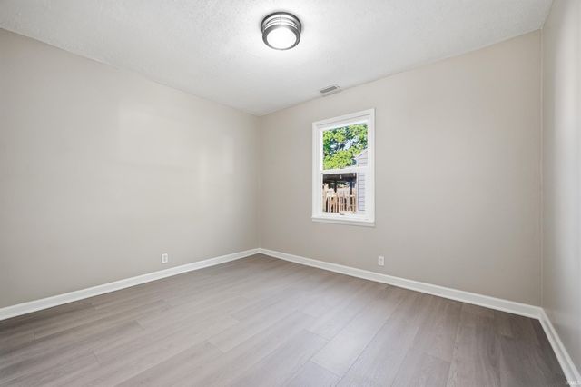 1713 E 24th Street, Muncie, IN 47304