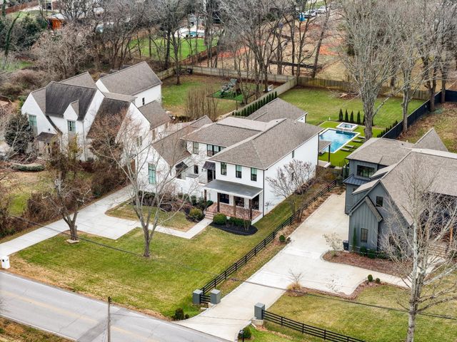 915 Glendale Ln, Nashville, TN 37204