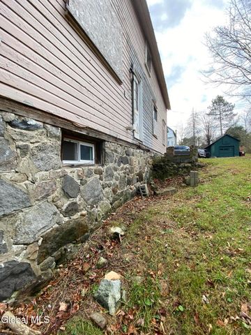 31 Smith Street, Warrensburg, NY 12885