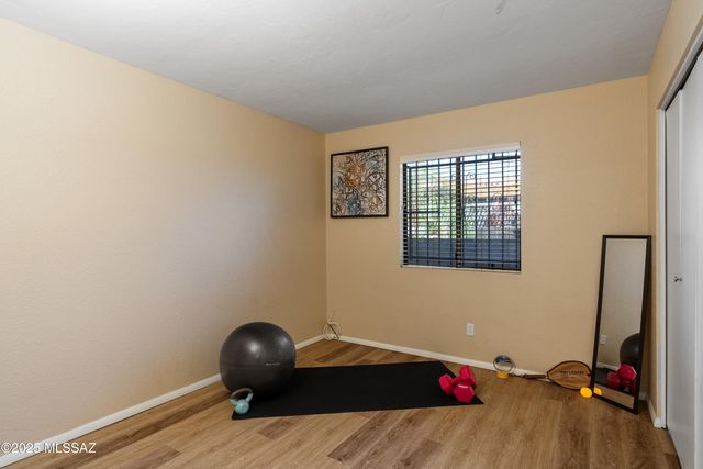 6850 N De Chelly Loop, Tucson, AZ 85741