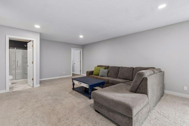 17061 Doppler Lane, Lakeville, MN 55044